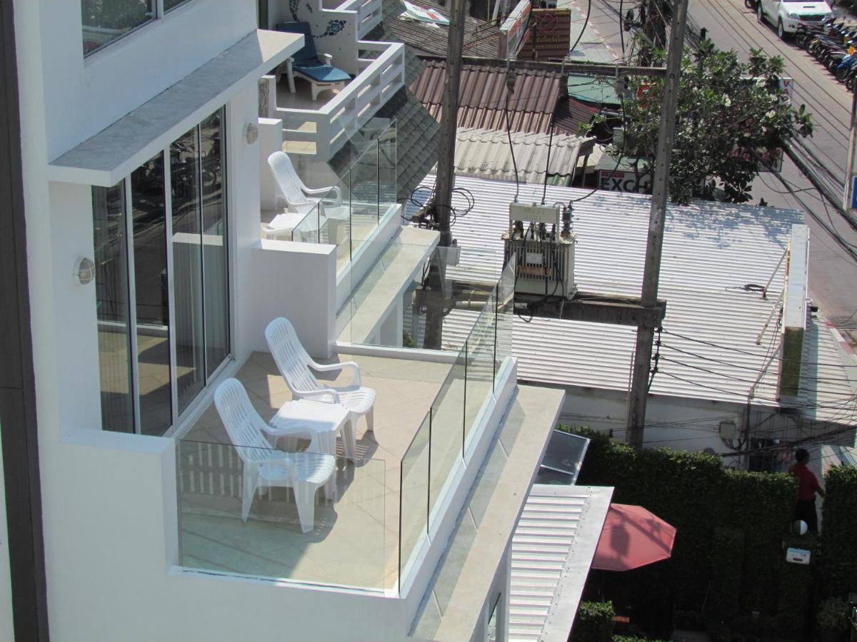 The Front Hotel And Apartments Patong Екстериор снимка