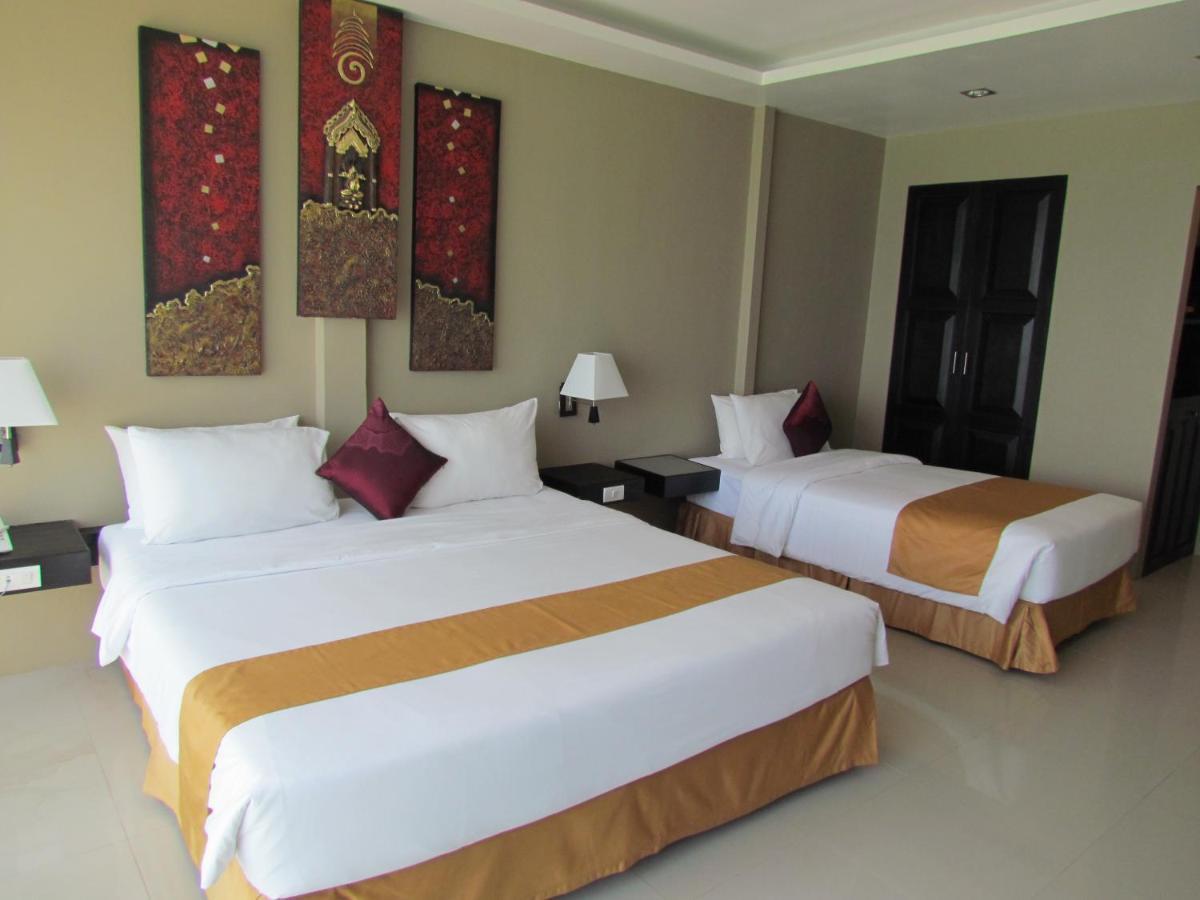 The Front Hotel And Apartments Patong Екстериор снимка